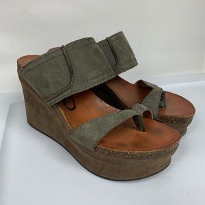 OTOT Sz 6.5 Wedge Nubuck Leather Sandals